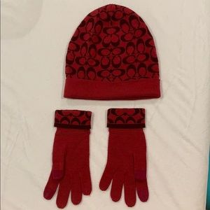 Coach hat & gloves